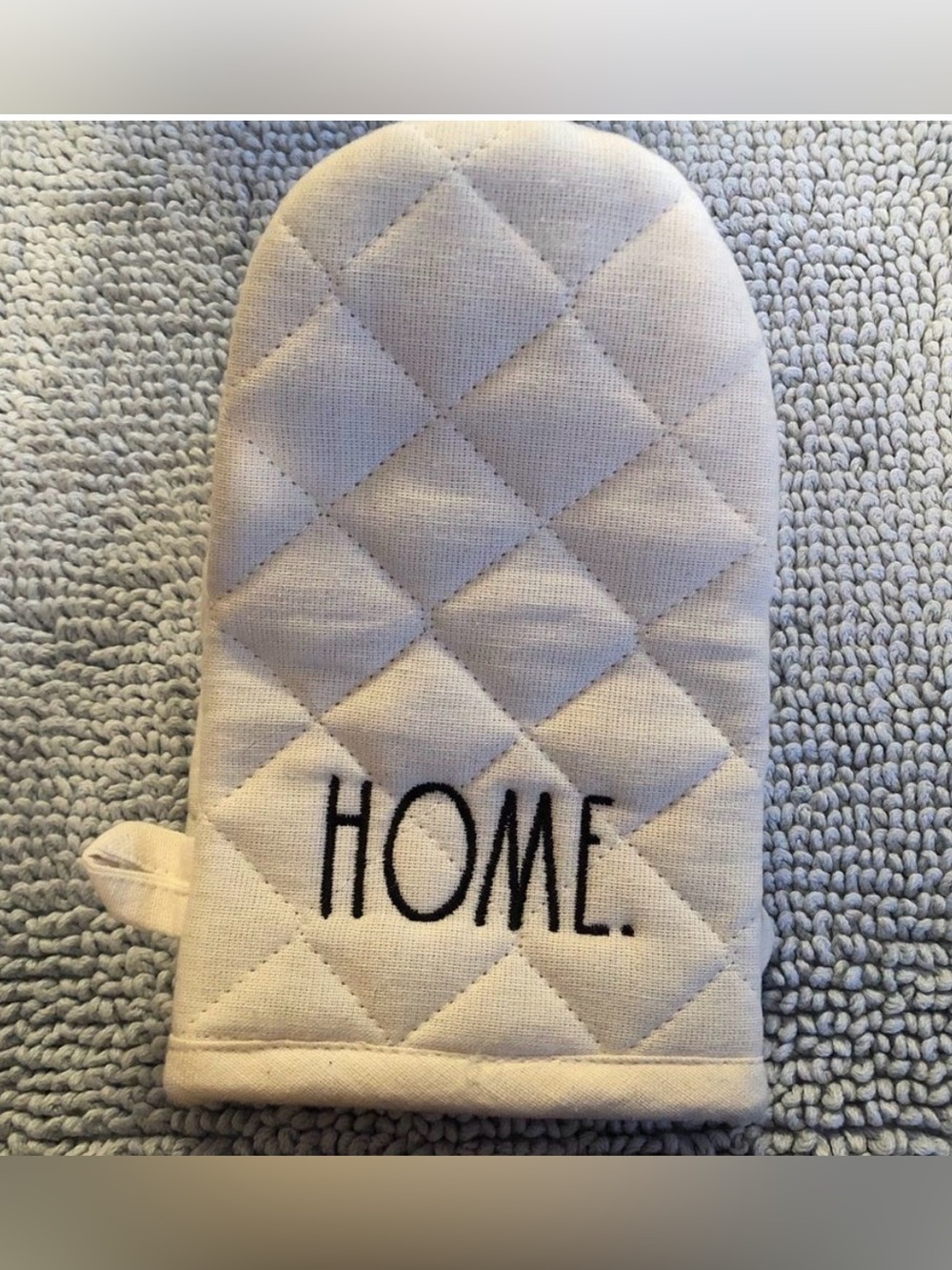 Rae Dunn oven mitts